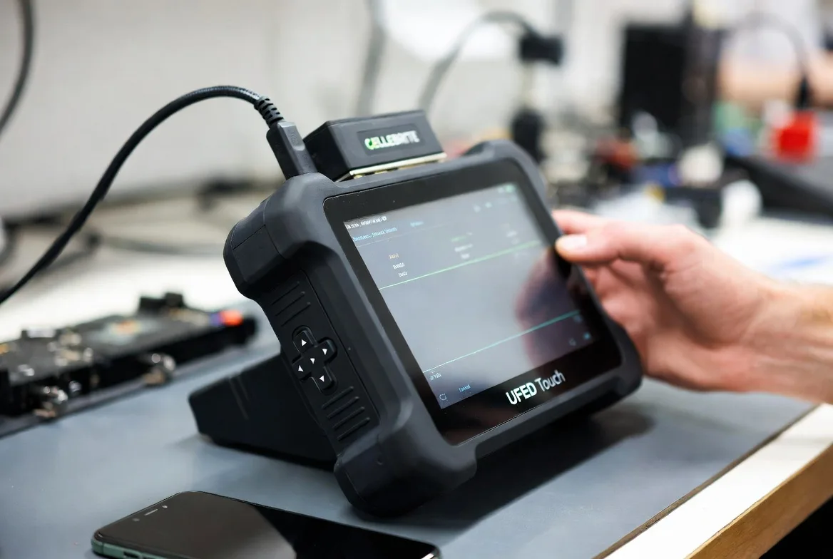 Mobile Phone & Tablet Data Recovery 3 Cellebrite UFED forensic extraction equipment in the Wildfire laboratory